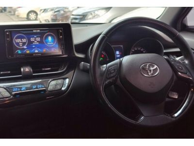 2018 Toyota CH-R 1.8 MID hybrid เครดิตดีฟรีดาวน์ รูปที่ 12